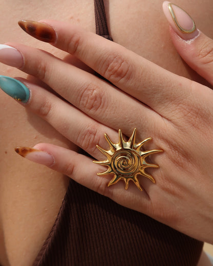 Costa del Sol Ring: gouden verstelbare zonring. Perfecte zomerse statement ring, stainless steel en waterproof