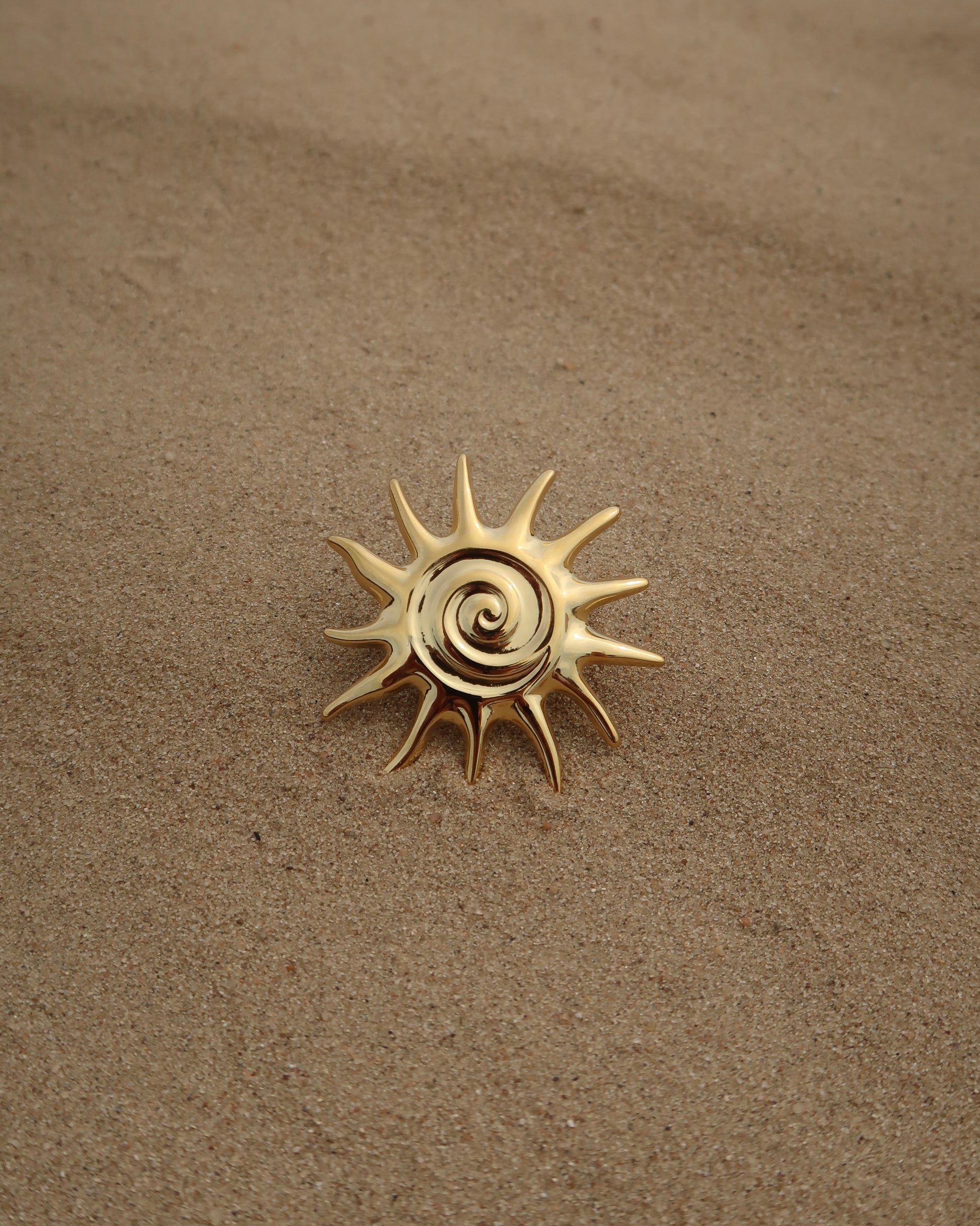 Costa del Sol Ring: gouden verstelbare zonring. Perfecte zomerse statement ring, stainless steel en waterproof