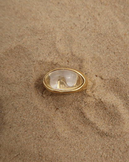 Jinx Ring: gouden of zilveren ring met unieke steen. Bijzonder design, stainless steel en waterproof.